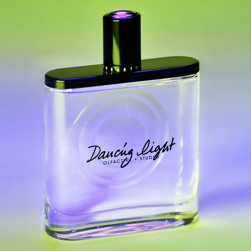 olfactive_studio_dancing_light-100_ml-ext-net-2.jpg