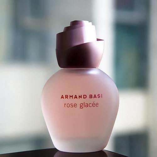 阿曼贝斯 冰霜玫瑰女士香水小样 Armand Basi Rose Glacee