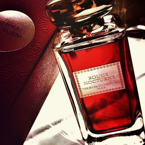 特里·德根茨堡 胭脂夜曲（红夜） Terry de Gunzburg Rouge Nocturne