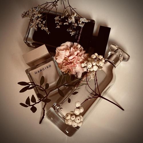 【绝版】【小样】纳茜素 麝香精粹女士香水小样  Narciso Rodriguez Essence Eau de Musc